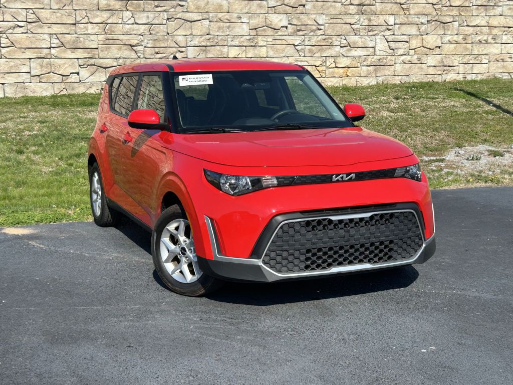 2023 Kia Soul Image 1