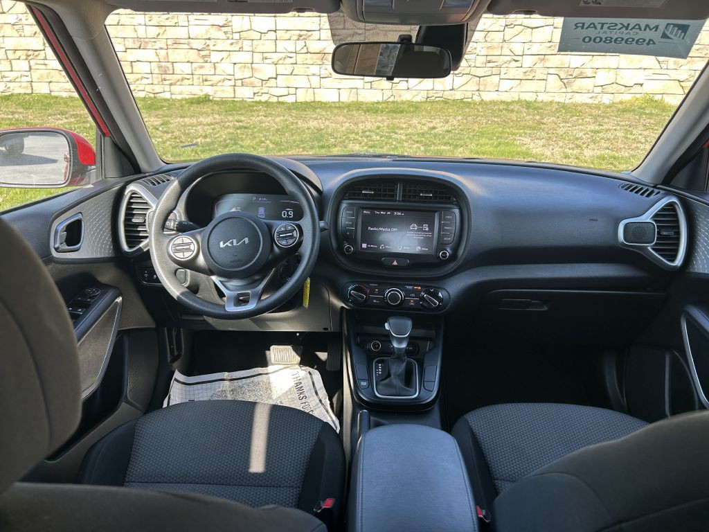 2023 Kia Soul Image 14
