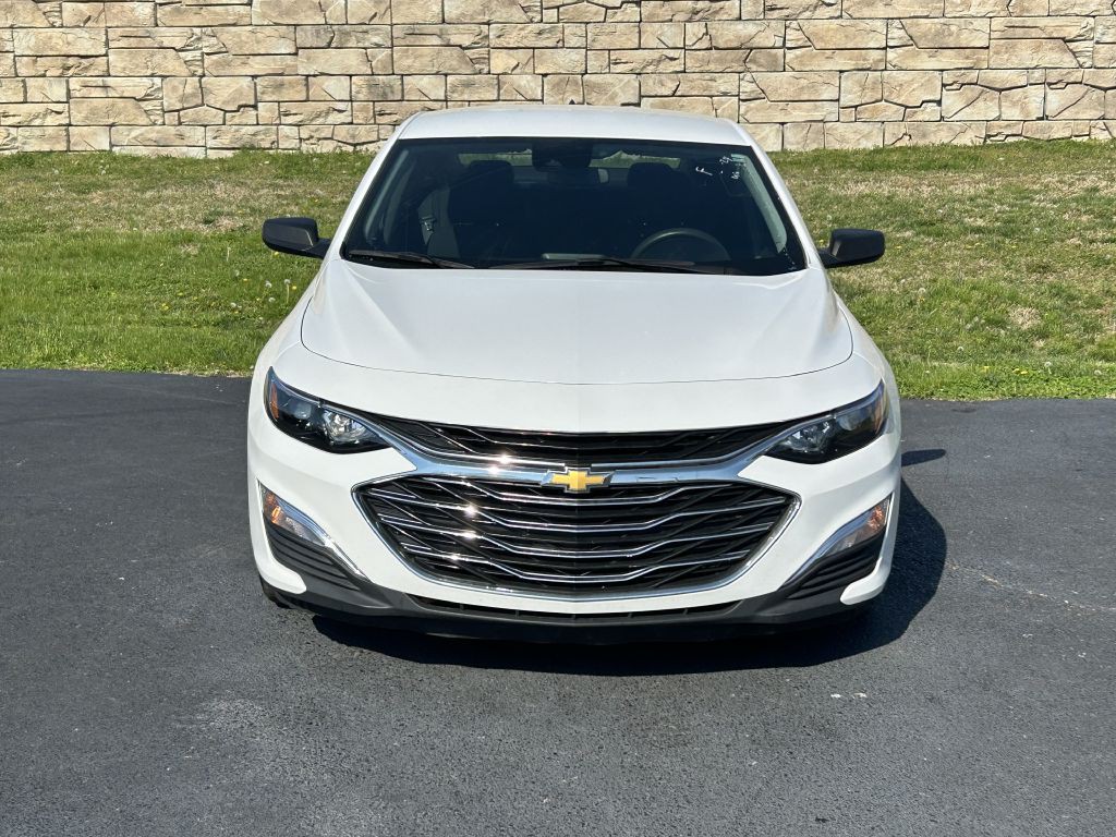 2023 Chevrolet Malibu Image 4