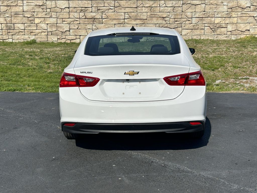 2023 Chevrolet Malibu Image 5