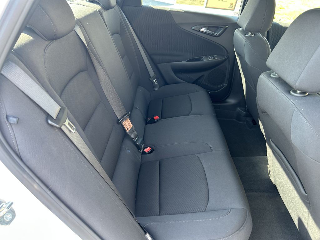 2023 Chevrolet Malibu Image 12