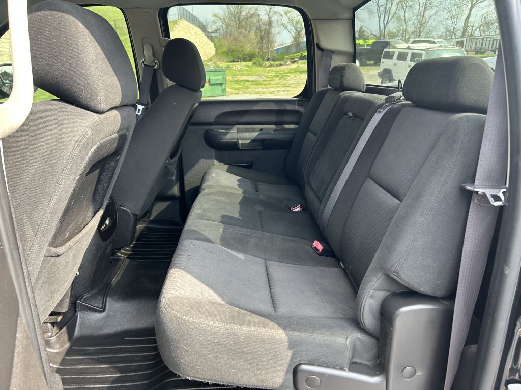 2011 Chevrolet Silverado 1500 Image 11