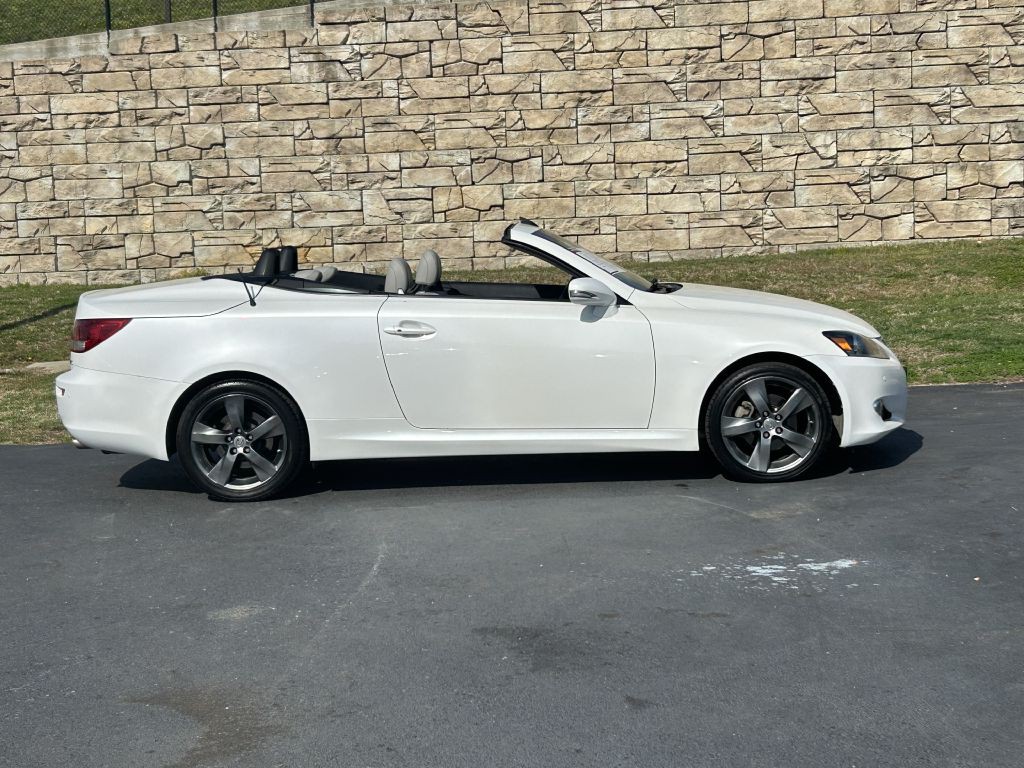 2011 Lexus IS Image 5