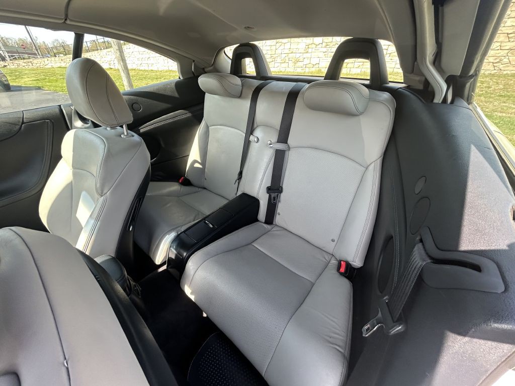 2011 Lexus IS Image 13