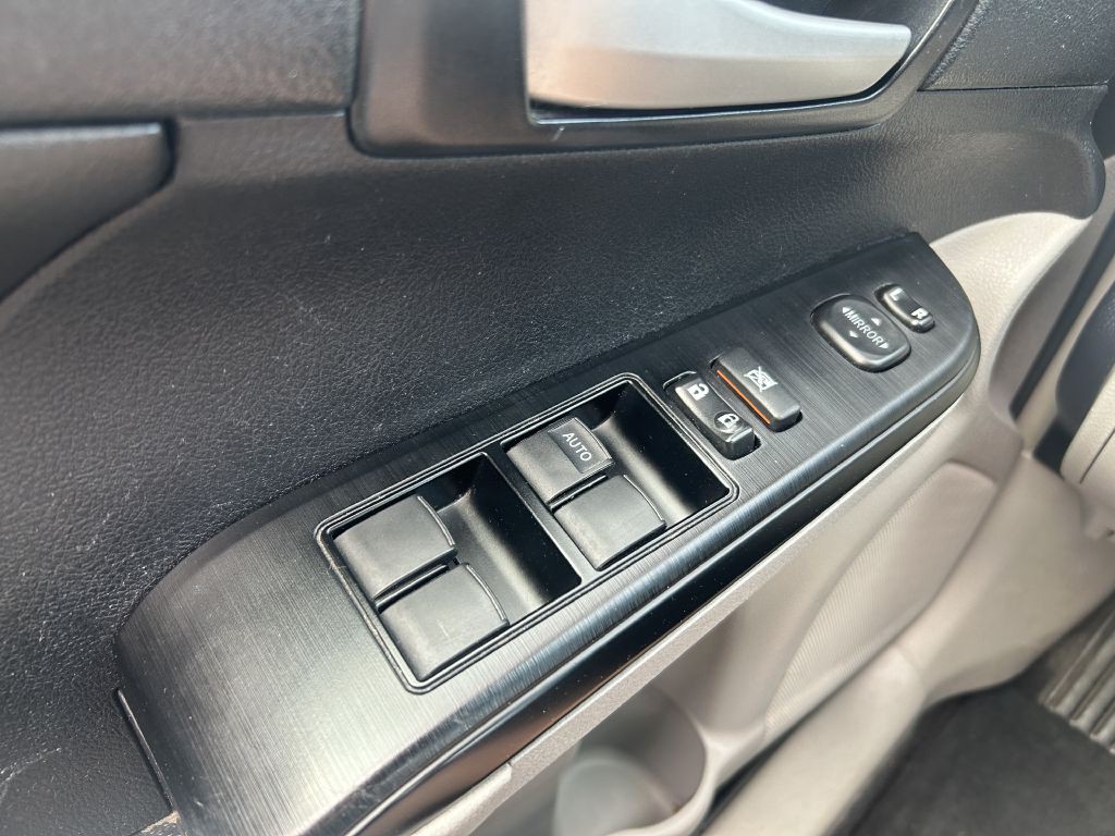 2014 Toyota Camry Image 7