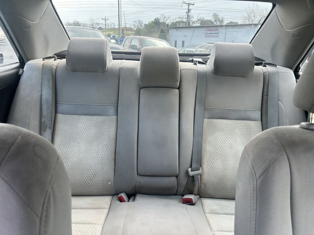 2014 Toyota Camry Image 19