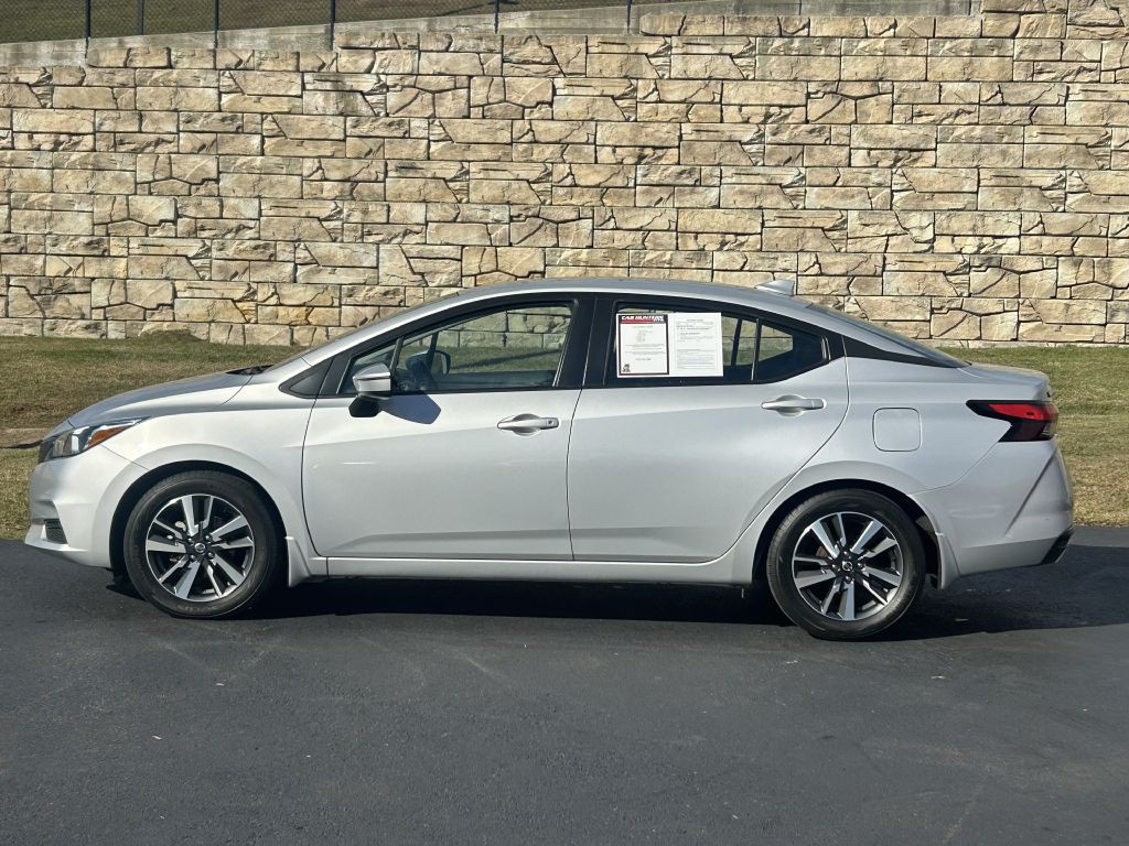 2020 Nissan Versa Image 2