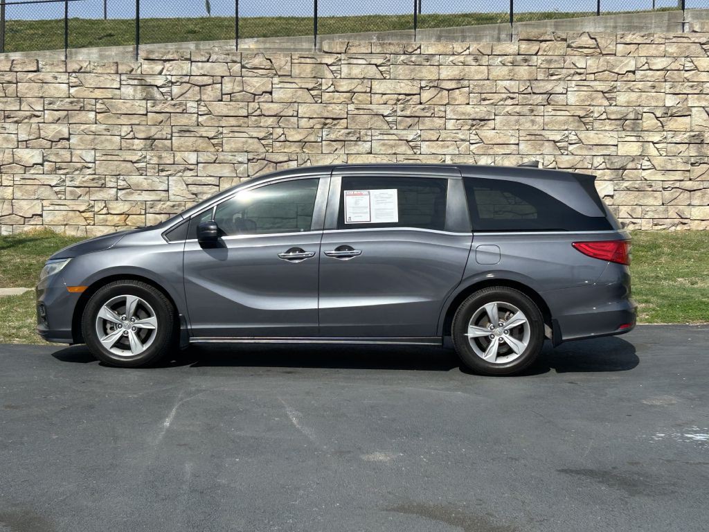 2018 Honda Odyssey Image 2
