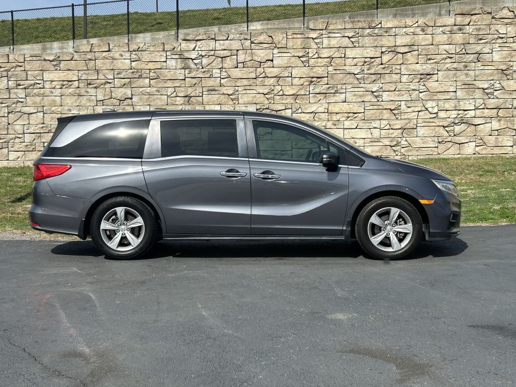 2018 Honda Odyssey Image 3