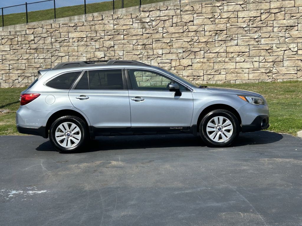 2017 Subaru Outback Image 3