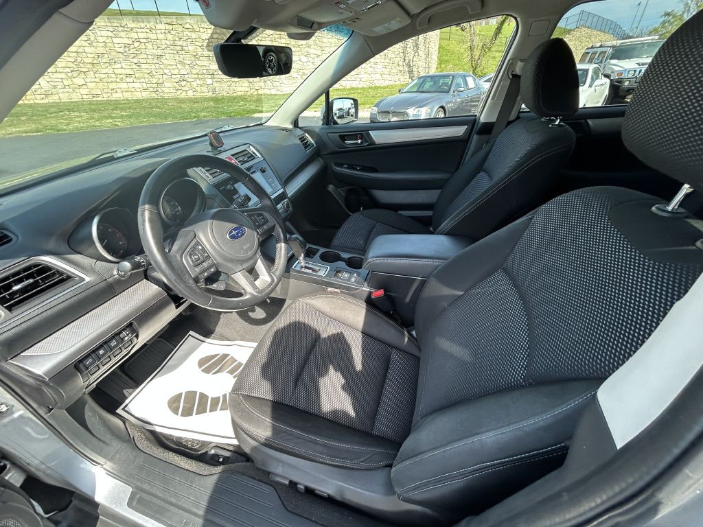 2017 Subaru Outback Image 9