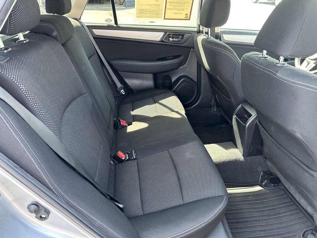 2017 Subaru Outback Image 12