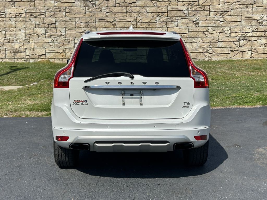 2017 Volvo XC60 Image 5