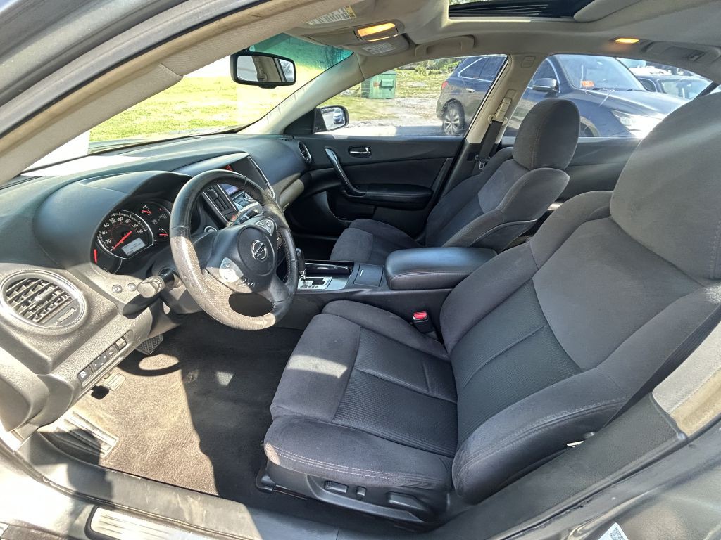2014 Nissan Maxima Image 10