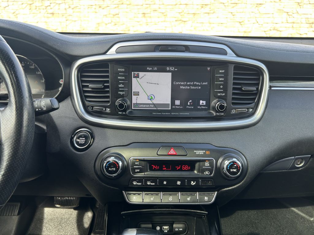 2019 Kia Sorento Image 18