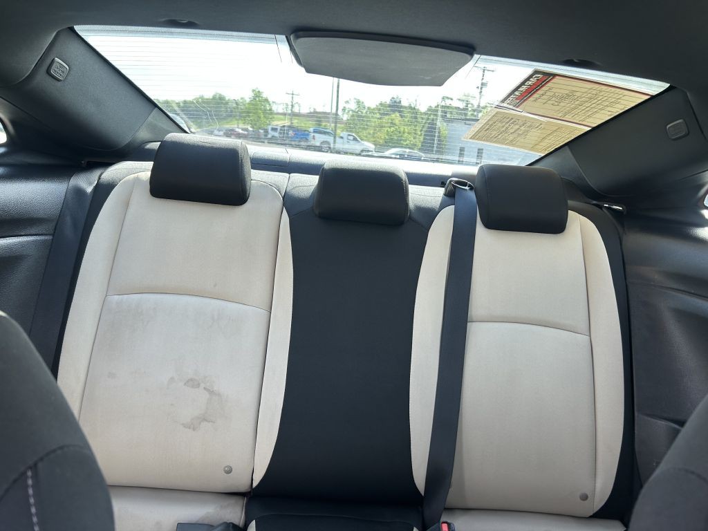 2017 Honda Civic Image 17