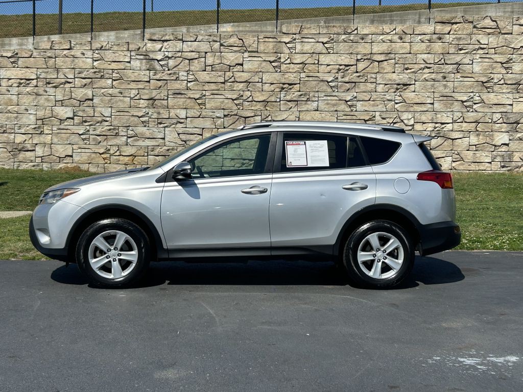 2013 Toyota Rav4 Image 2