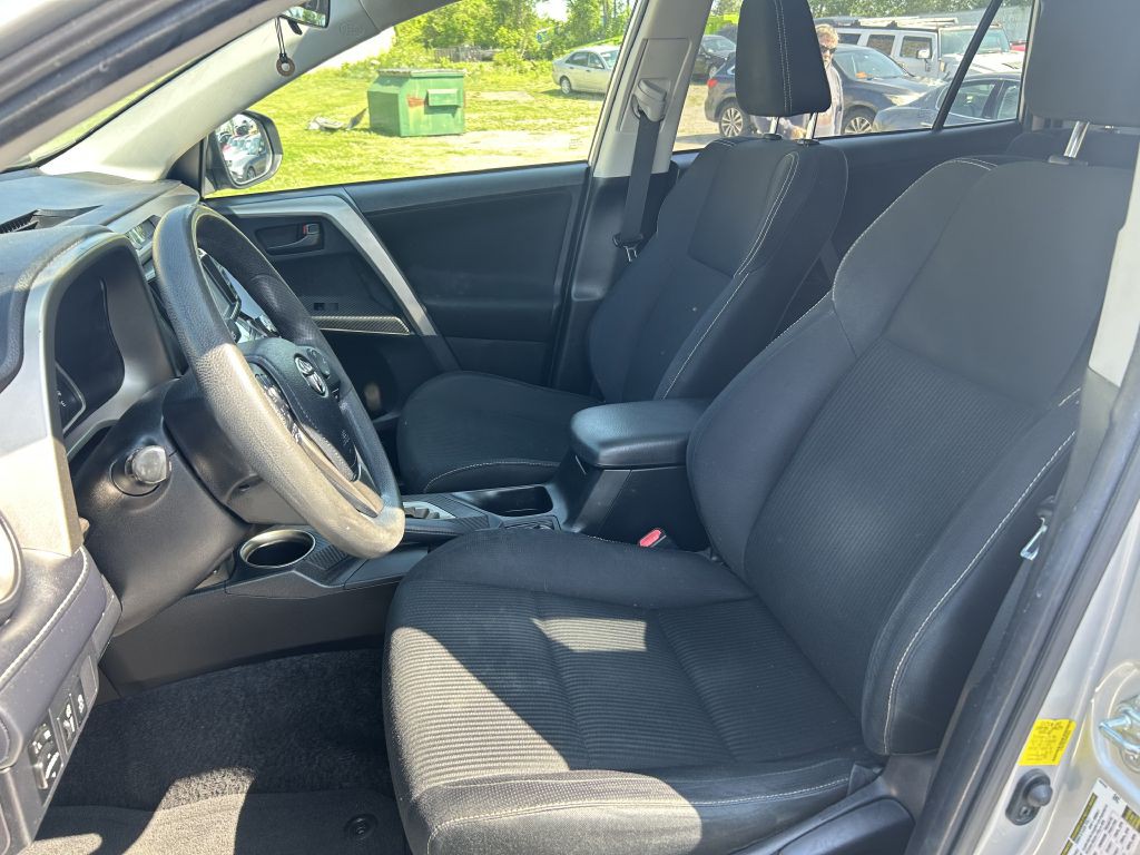 2013 Toyota Rav4 Image 8