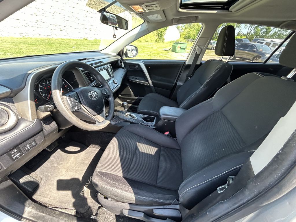 2013 Toyota Rav4 Image 10