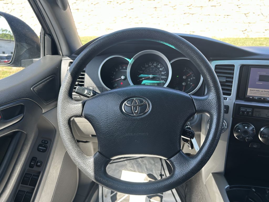 2006 Toyota 4Runner Image 16