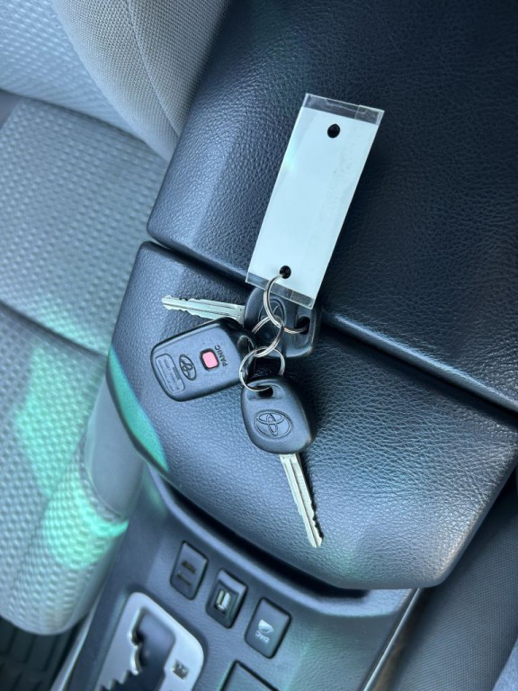 2006 Toyota 4Runner Image 21