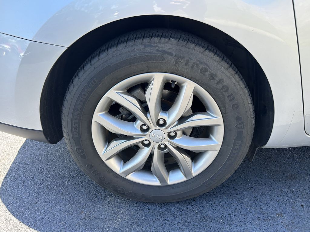 2019 Kia Sedona Image 6