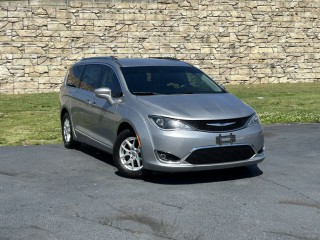 Image for 2019 Chrysler Pacifica Touring L ID: 7380119