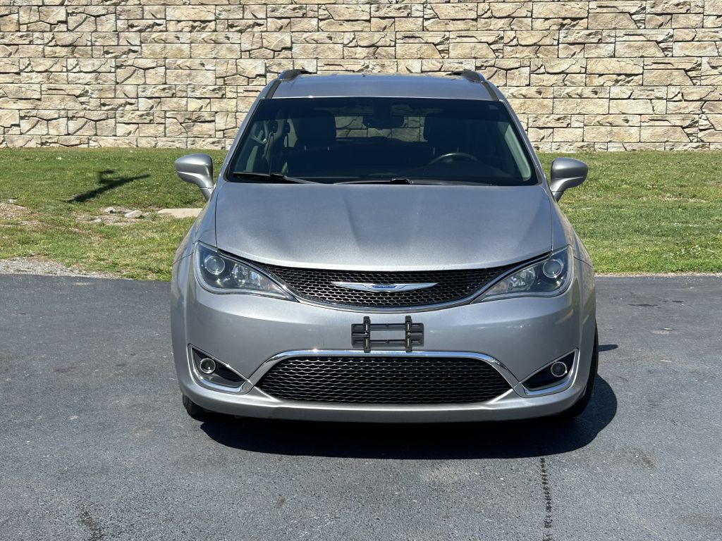 2019 Chrysler Pacifica Image 4