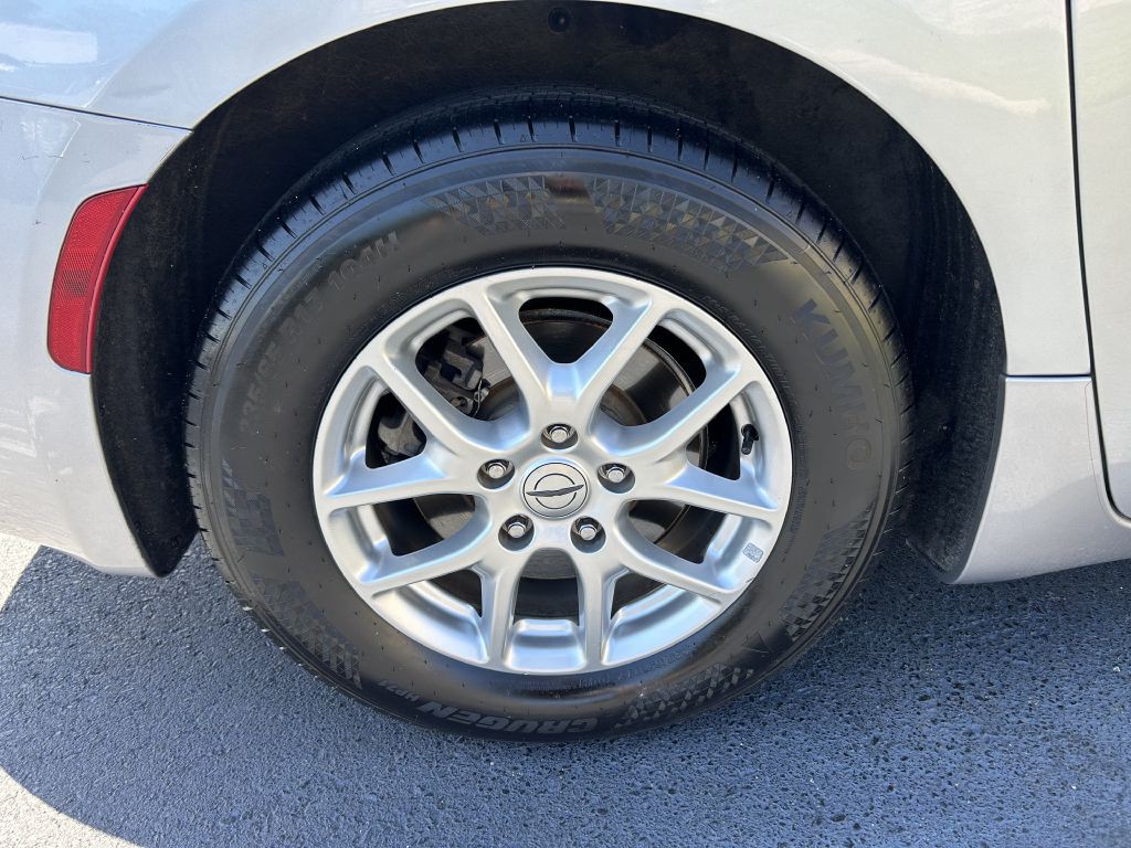 2019 Chrysler Pacifica Image 6