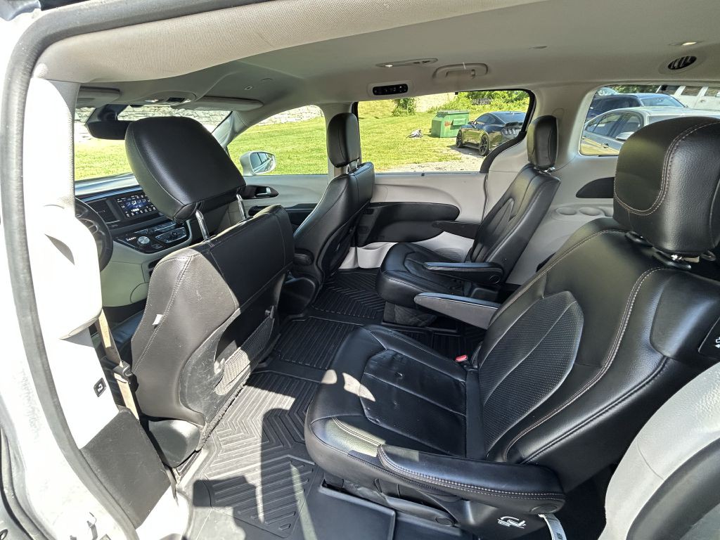 2019 Chrysler Pacifica Image 10