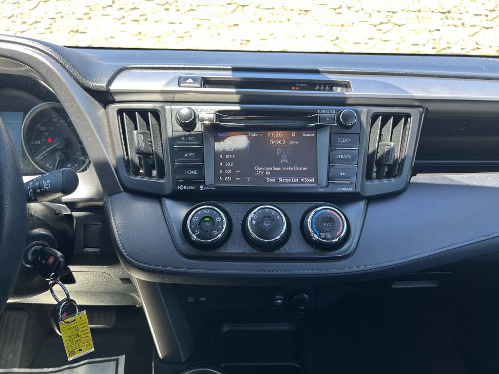 2017 Toyota Rav4 Image 15