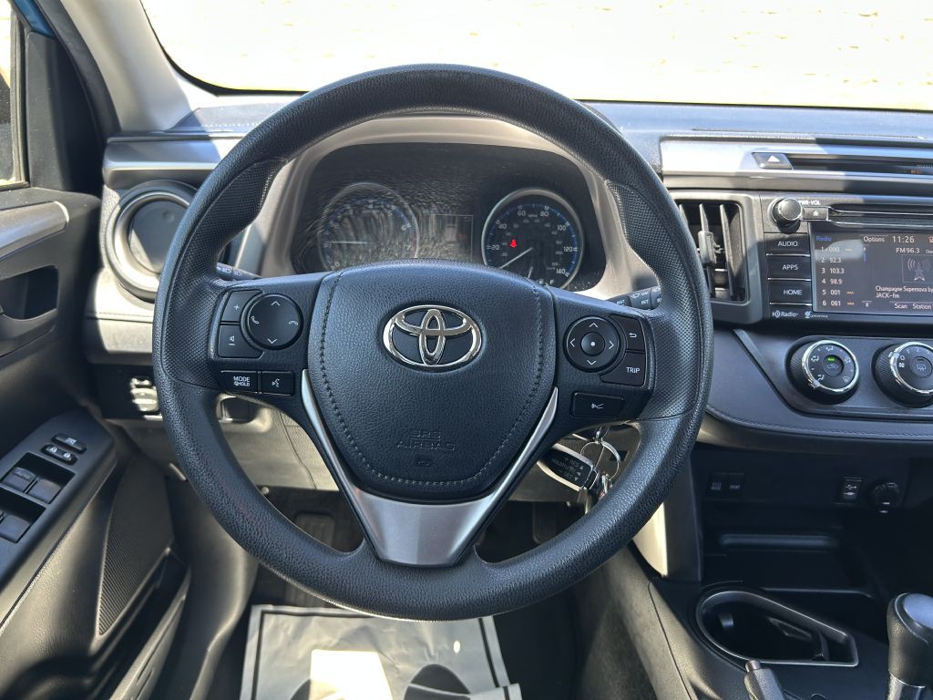 2017 Toyota Rav4 Image 16