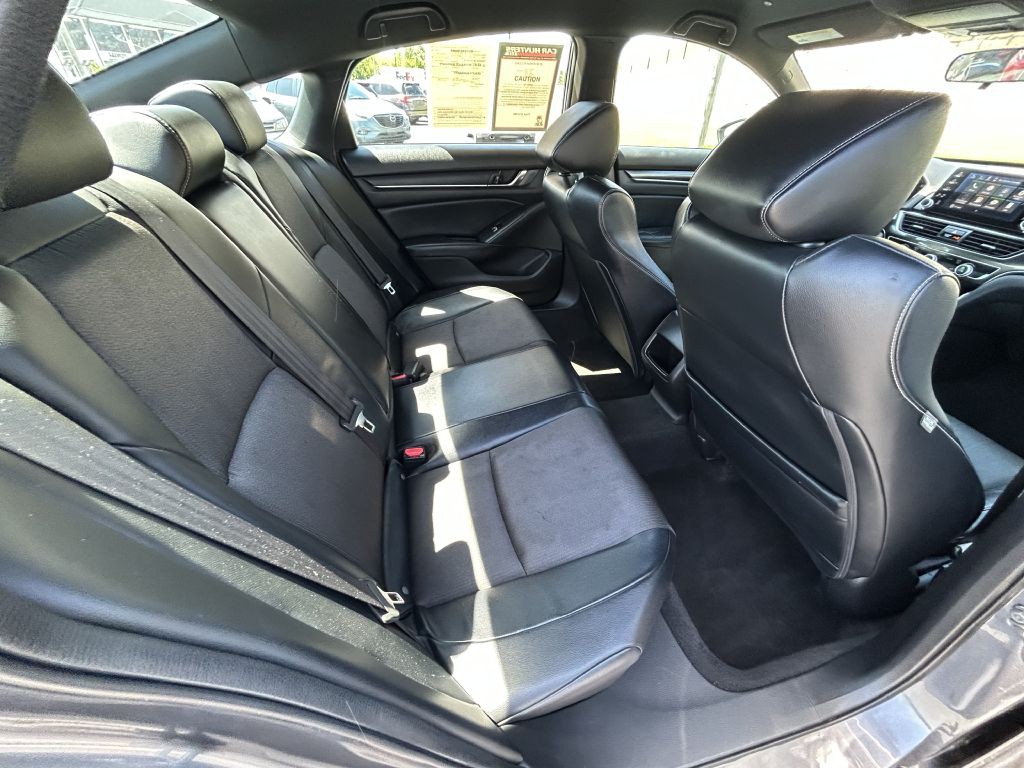 2018 Honda Accord Image 10