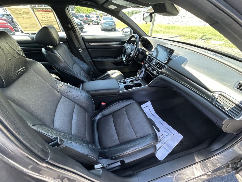 2018 Honda Accord Image 14