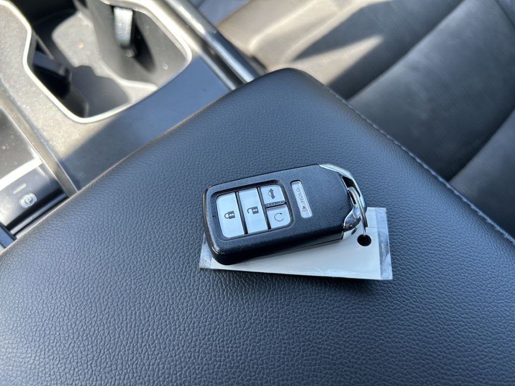 2018 Honda Accord Image 18