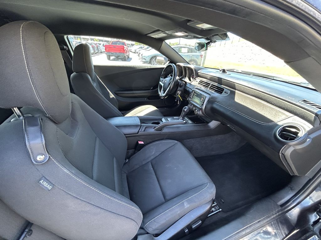 2014 Chevrolet Camaro Image 12