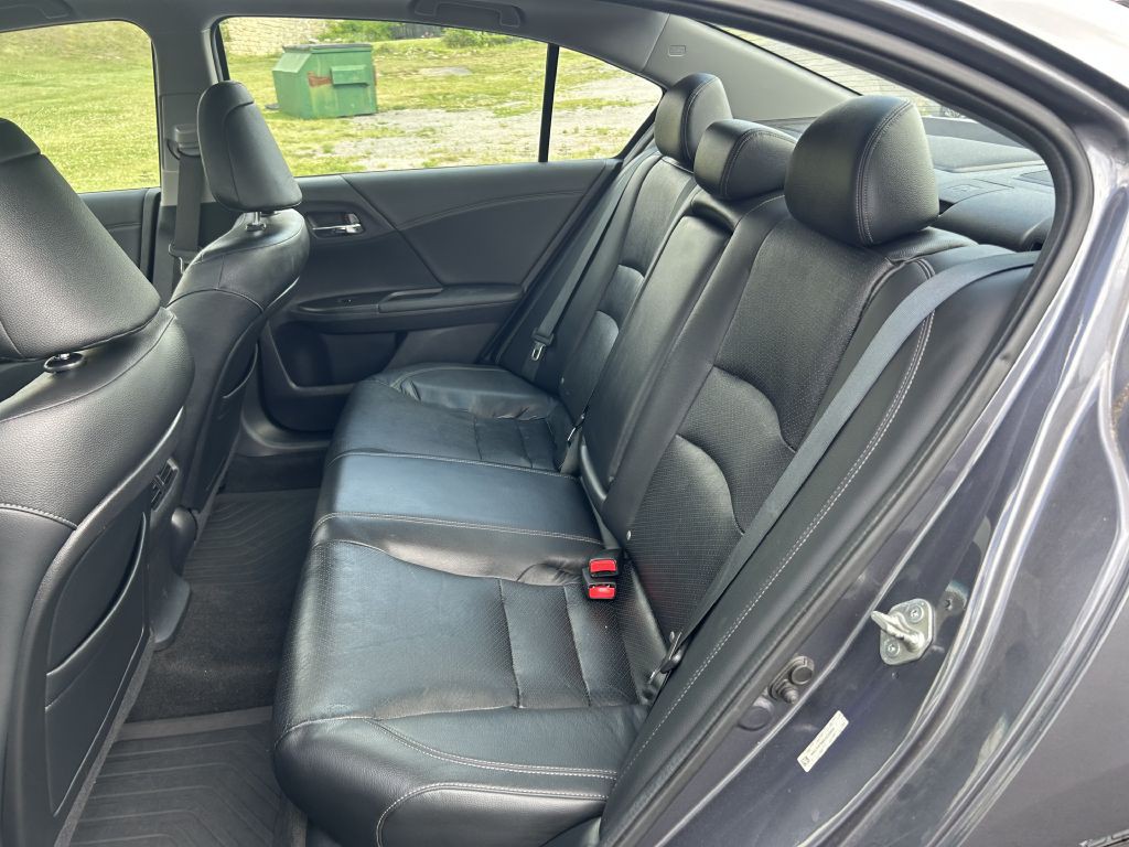 2013 Honda Accord Image 12