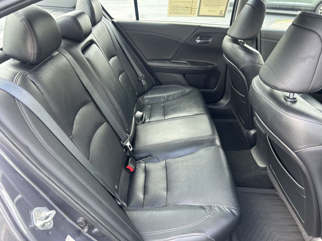 2013 Honda Accord Image 13