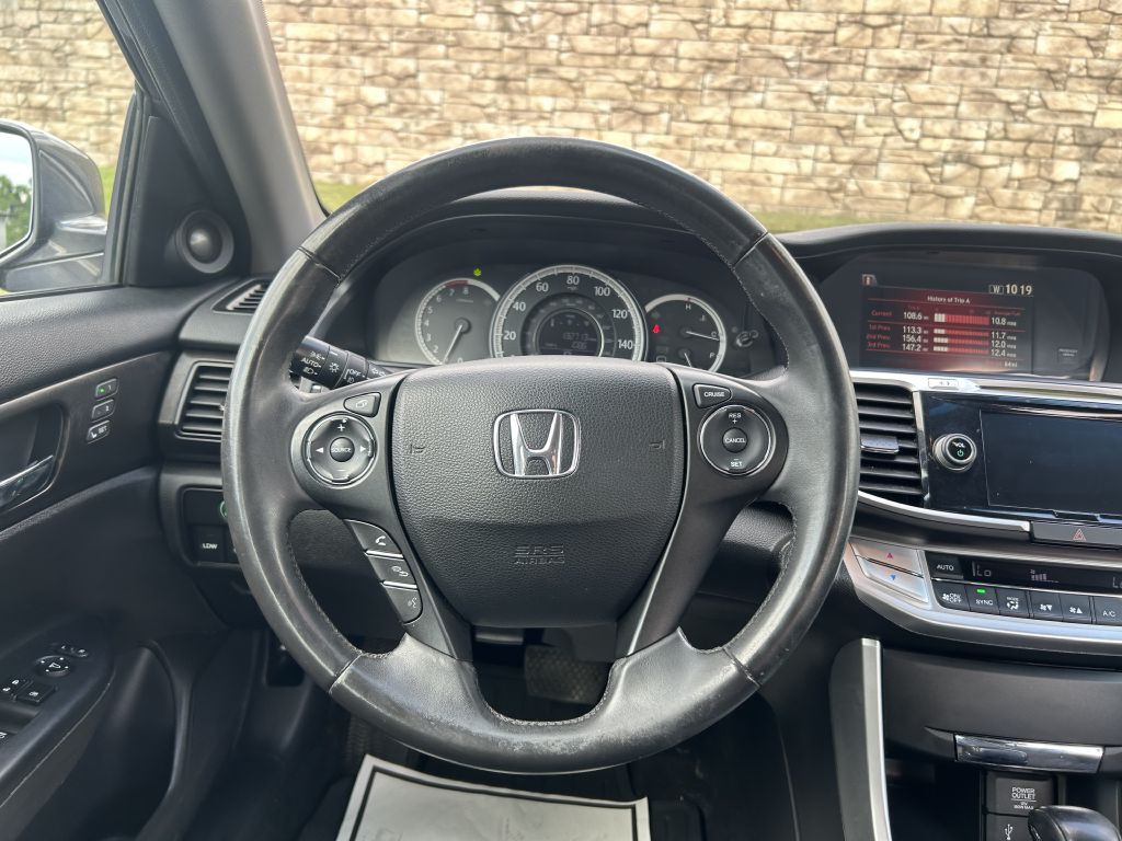 2013 Honda Accord Image 17