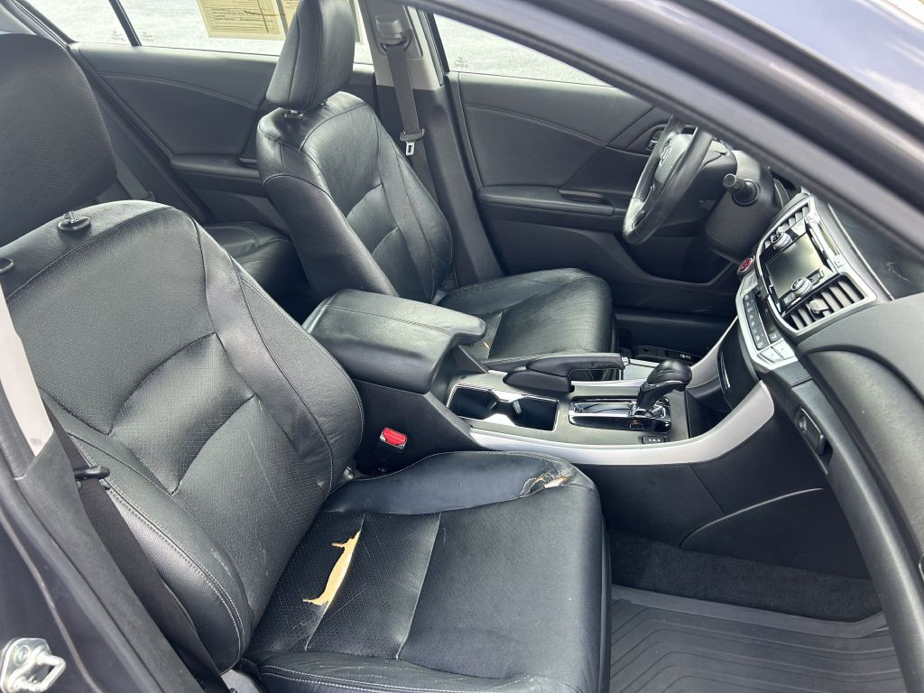 2013 Honda Accord Image 18