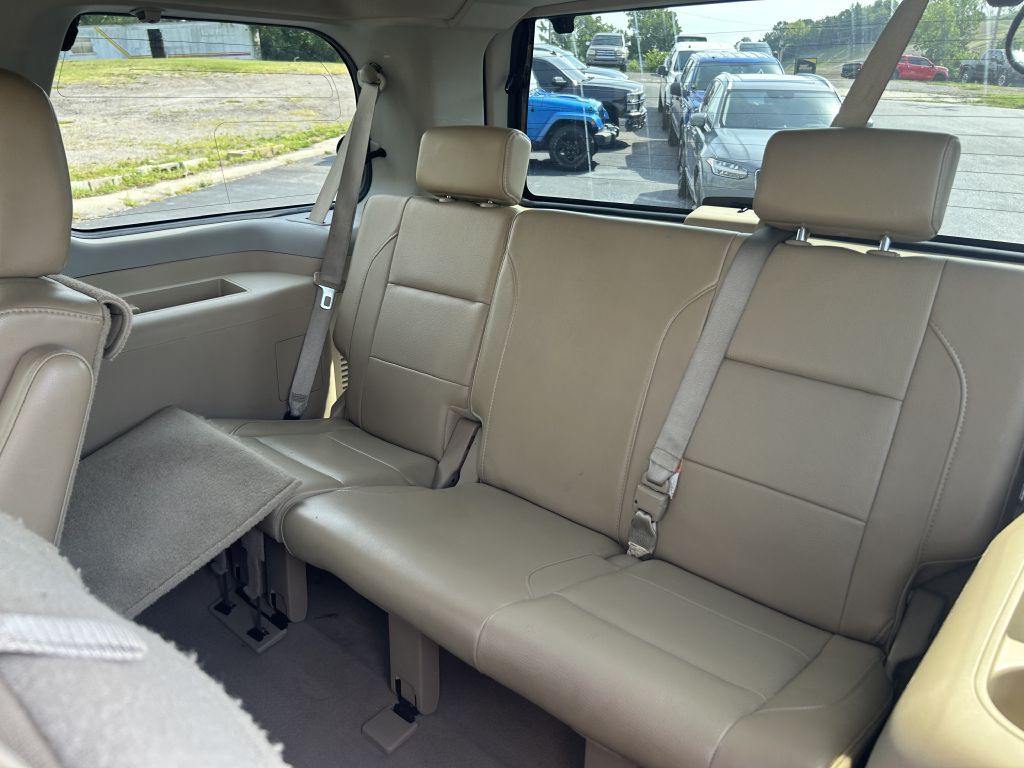2015 Nissan Armada Image 13