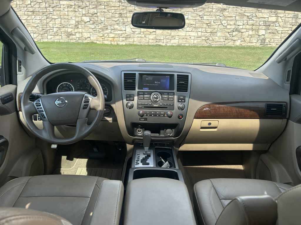2015 Nissan Armada Image 18