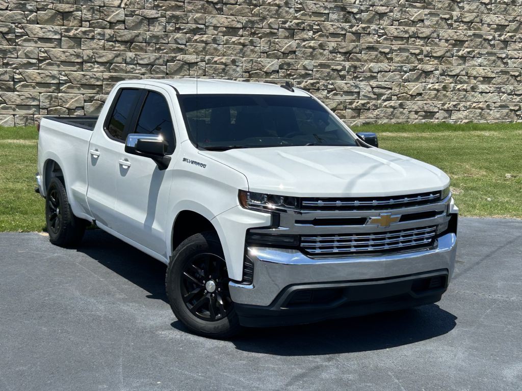 2020 Chevrolet Silverado 1500 Image 1