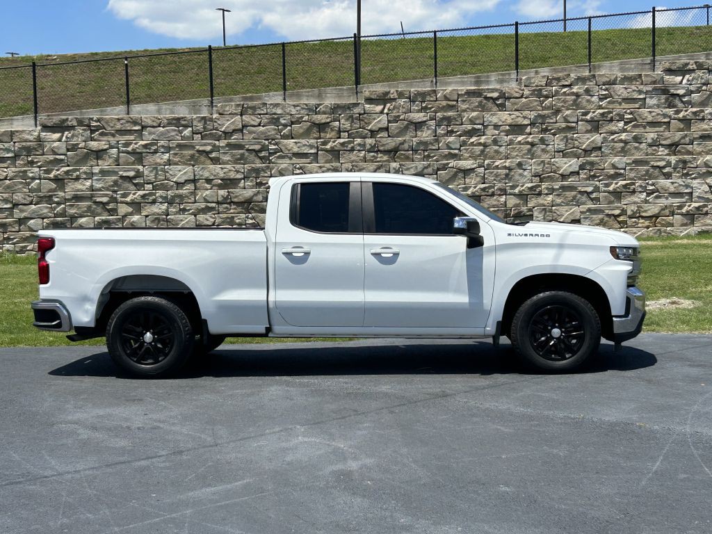 2020 Chevrolet Silverado 1500 Image 3