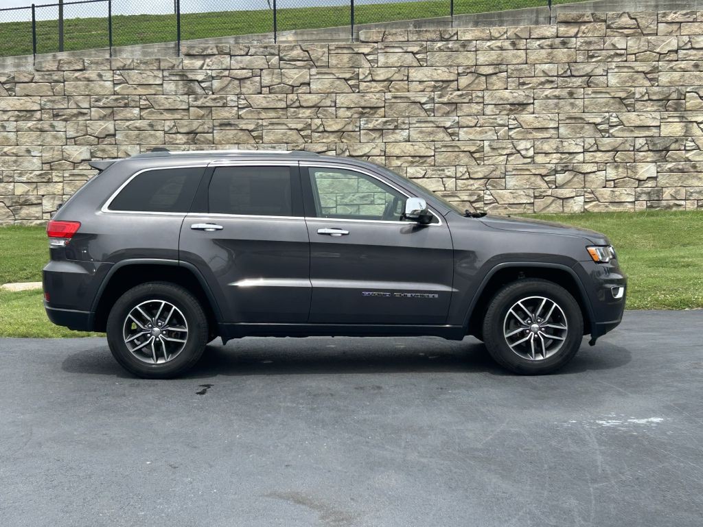 2018 Jeep Grand Cherokee Image 3