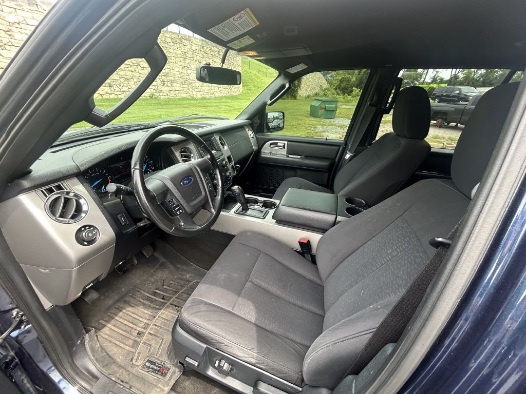 2016 Ford Expedition Image 9
