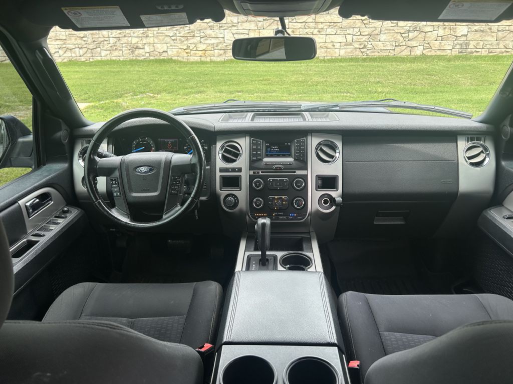 2016 Ford Expedition Image 16