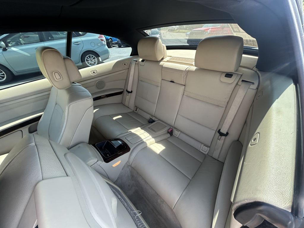 2012 BMW 3 Series Image 13
