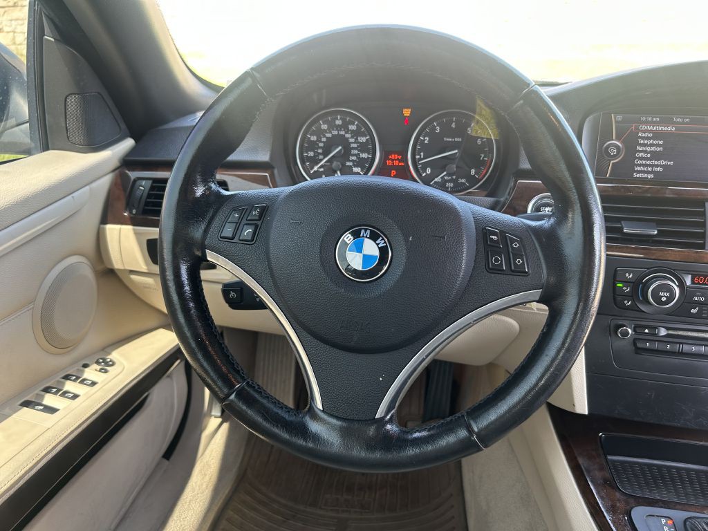 2012 BMW 3 Series Image 20