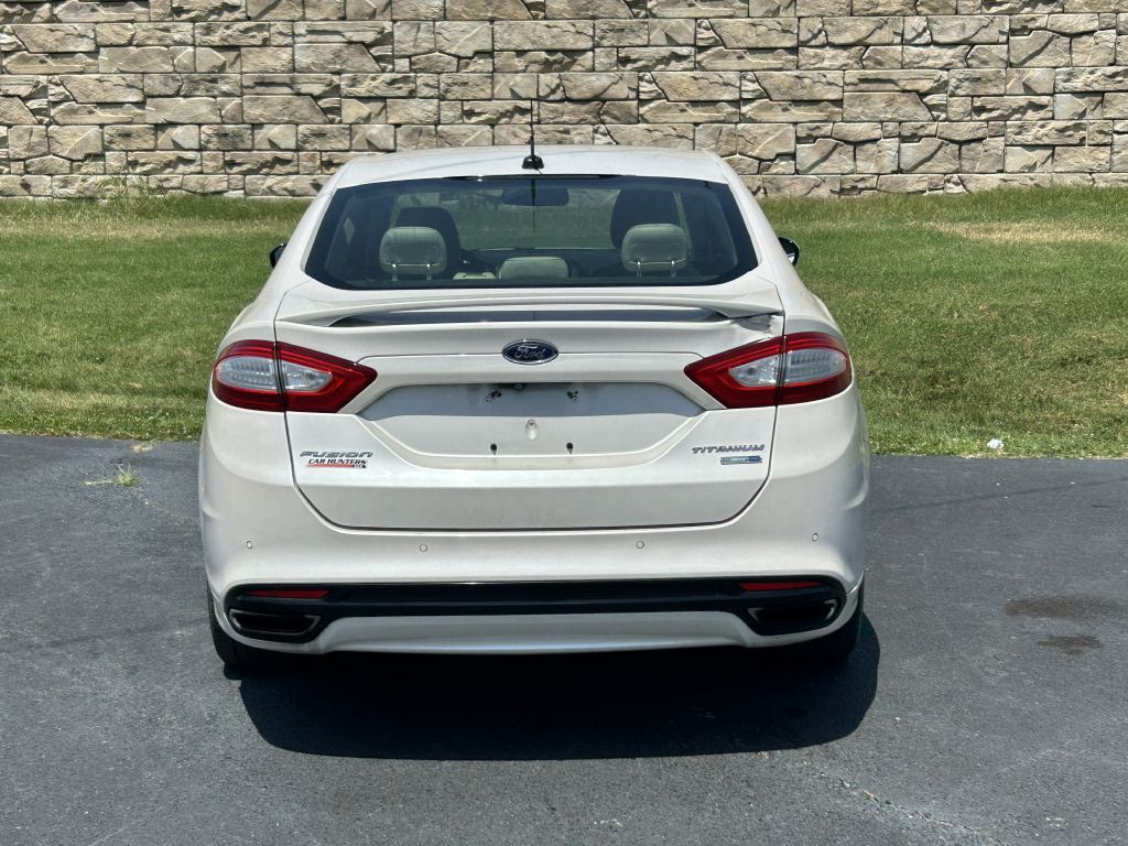 2016 Ford Fusion Image 5